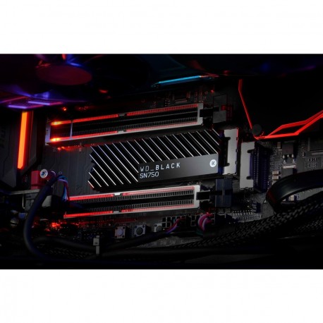 SSD disk 2TB M.2 NVMe WD BLACK SN750 hladilnik, WDS200T3XHC