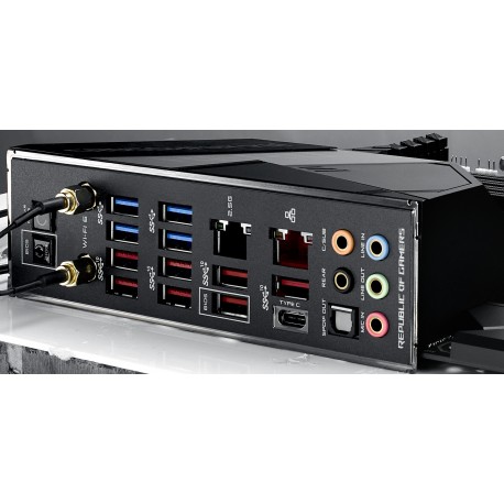 Matična plošča ASUS ROG Crosshair VIII Hero (WI-FI) AM4