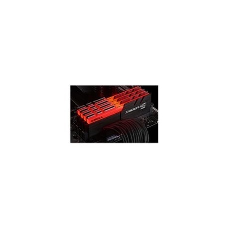 Pomnilnik DDR4 32GB (4x8GB) 2666 G.SKILL Trident Z RGB, F4-2666C18Q-32GTZR