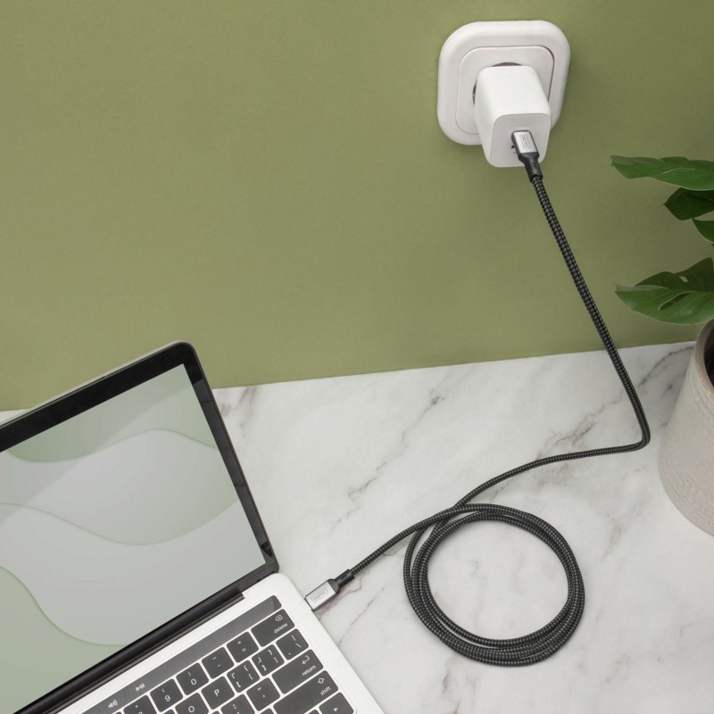 Kabel Digitus USB 4.0 C-C 8K 60Hz 100W črn, 3m