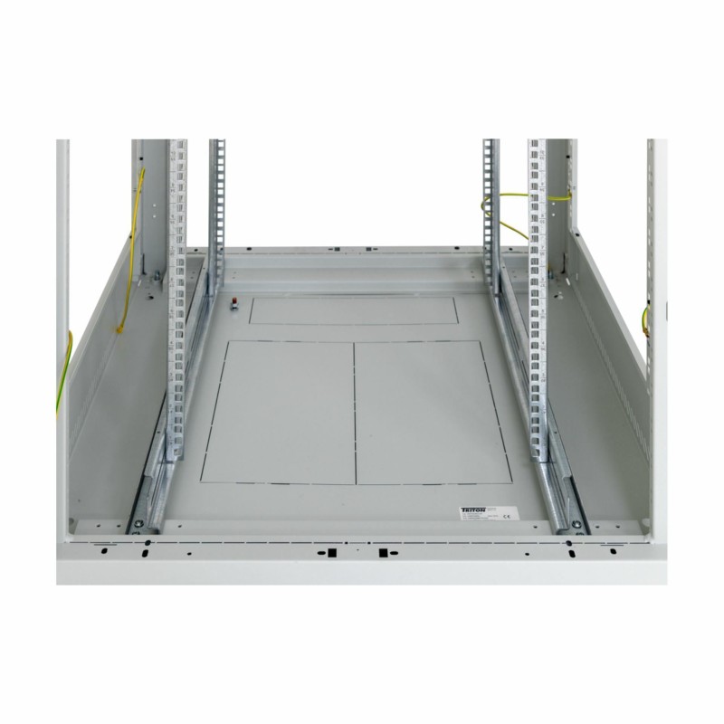 Samostoječi kabinet Triton 22U 1080 600x900, siv, sestavljen